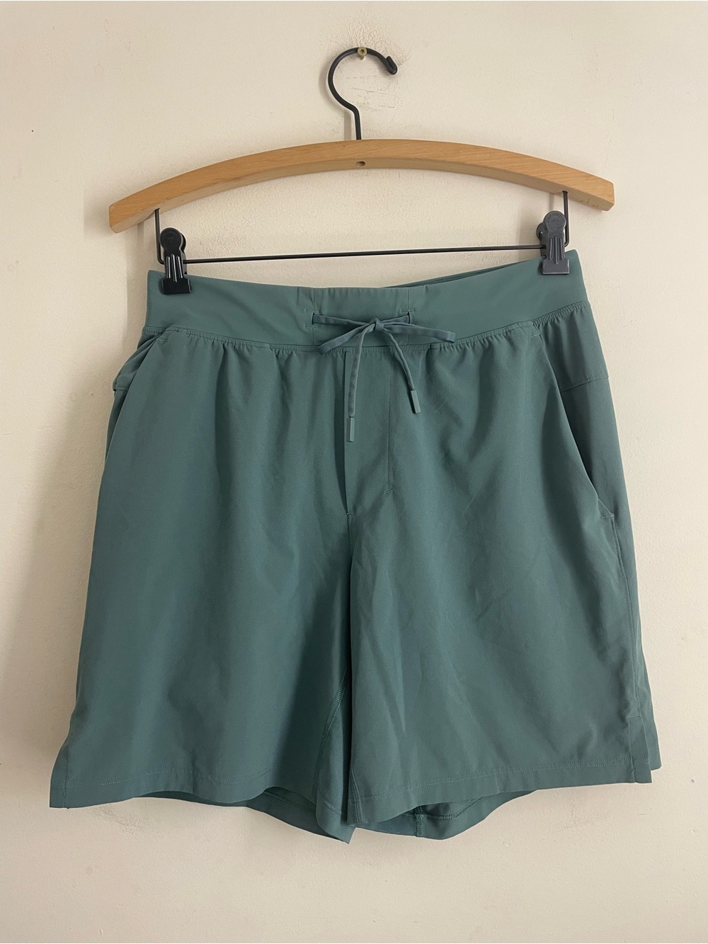 Lululemon T.H.E. Short 7" Linerless Training Shorts Teal Sage Green size M Men’s